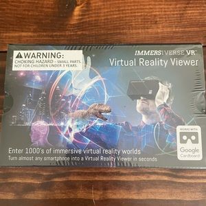 NWT Virtual Reality Headset Viewer Compatible w/Most iPhone & Android. Assembled